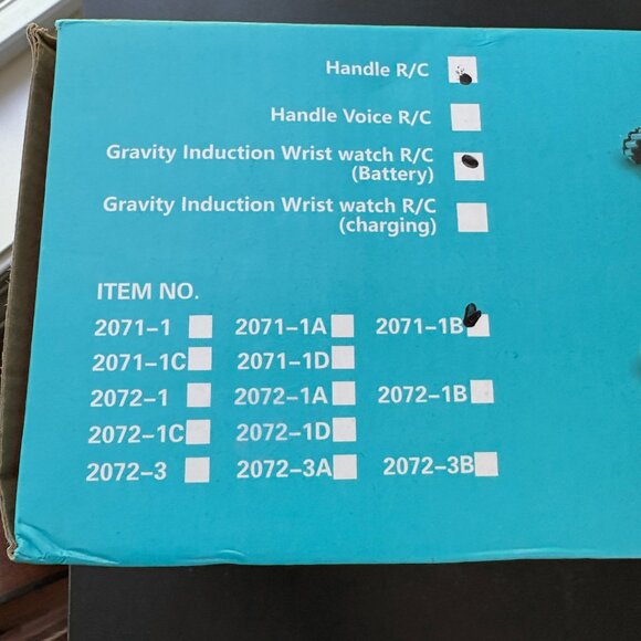 NEW Handle RC Stuntcar 2071-1B Gesture Control 360 DEG Tumble 4WD Teal Color - Picture 3 of 4
